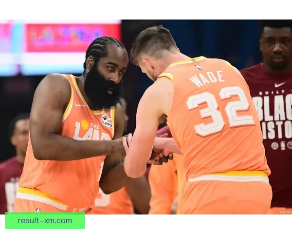 末节三分狂潮杜伦砍三十＋十活塞力克鹈鹕完成赛季双杀