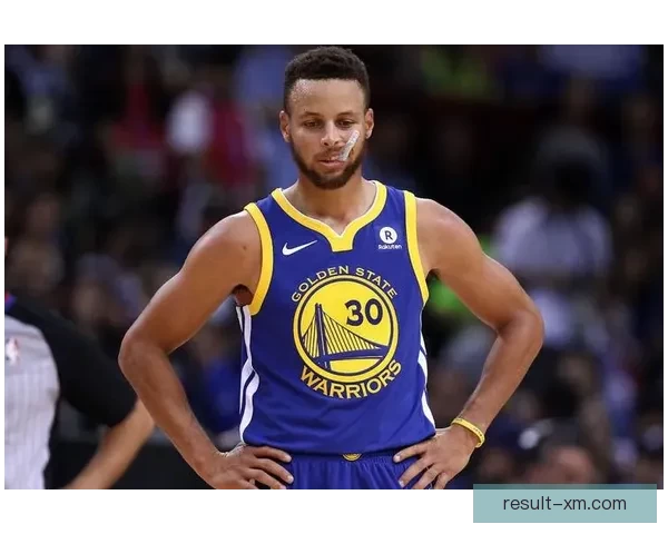 库里称文班走进更衣室燃起全队斗志竞争精神感染力十足